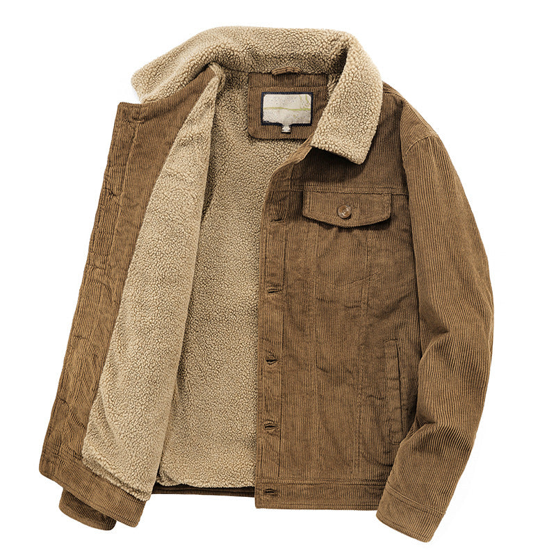Giacca di velluto a coste marrone con fodera in pelliccia sintetica, tasca frontale con bottone, ideale per moda autunnale e invernale uomo.