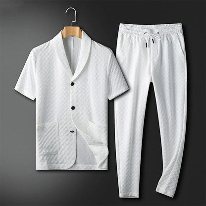 Set estivo a due pezzi con camicia a maniche corte e pantaloncini traspiranti
