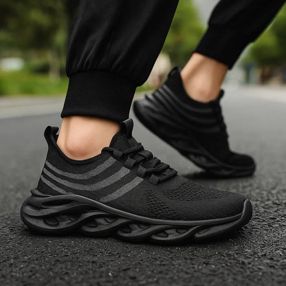 Men's Sports Shoes in Breathable Mesh with StickTread Sole