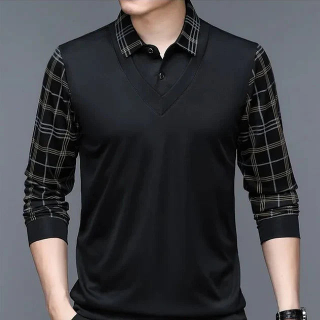 Maglione uomo nero con maniche a quadri, colletto a camicia, stile elegante e moderno. Abbigliamento maschile autunnale, moda casual chic.