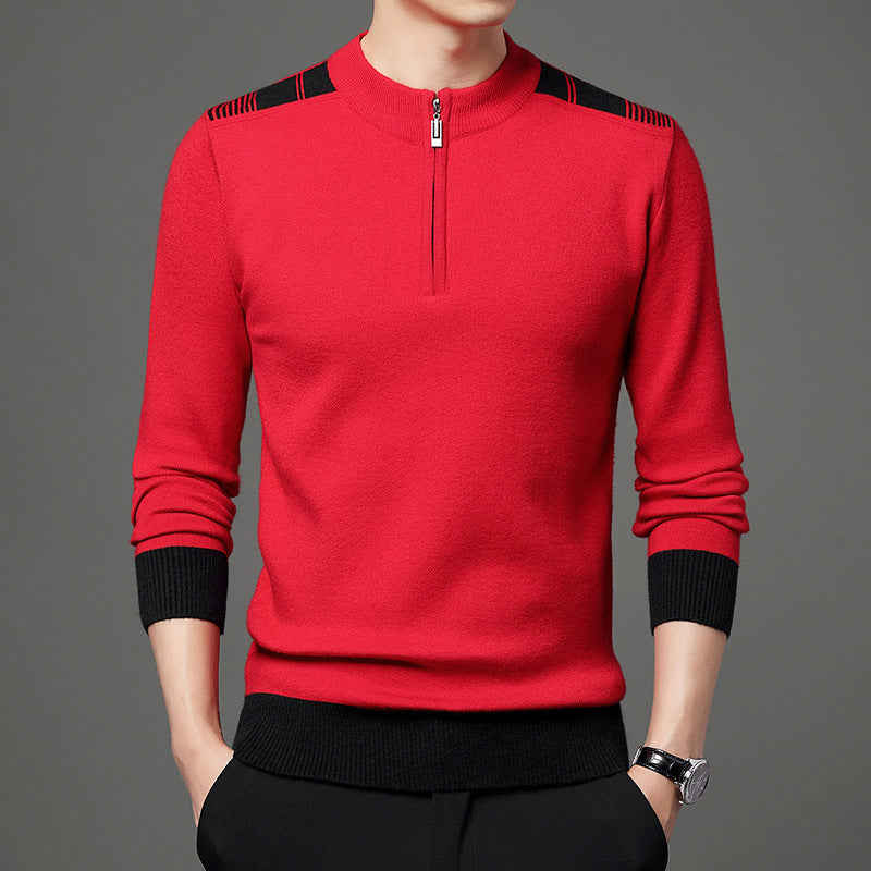 Maglione rosso uomo con zip corta, dettagli neri su spalle e polsini, stile casual elegante, moda autunno inverno, abbigliamento maschile moderno.