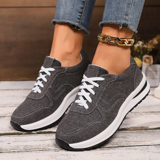 Scarpe Sportive da Donna con Zeppa Allacciatura Punta Tonda e Tacco Medio