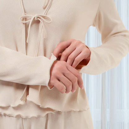 Completo Pigiama Estivo da Donna in Maglia con Top Senza Maniche a Bretelle e Pantaloncini Coordinati