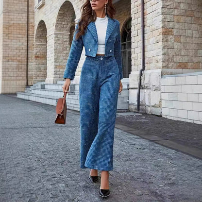 Completo Primaverile da Donna con Blazer Doppiopetto a Revers e Pantaloni a Gamba Larga