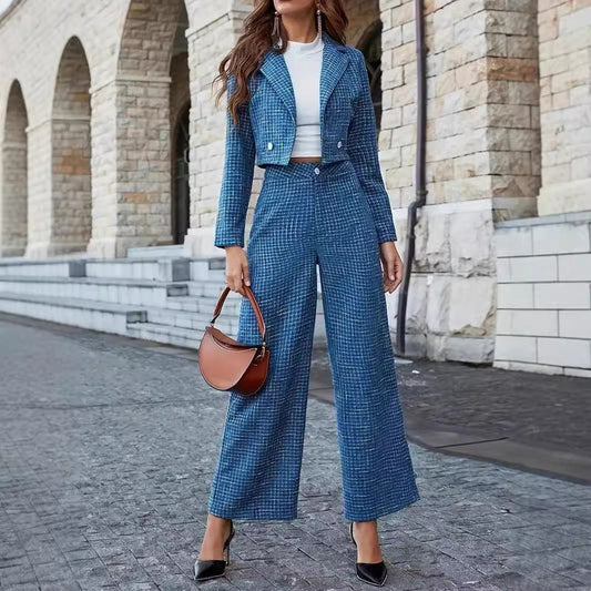 Completo Primaverile da Donna con Blazer Doppiopetto a Revers e Pantaloni a Gamba Larga