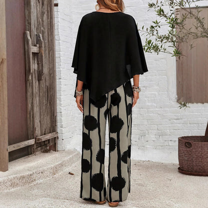 Completo Estivo da Donna con Pantaloni e Top a Mezza Manica con Motivo Astratto