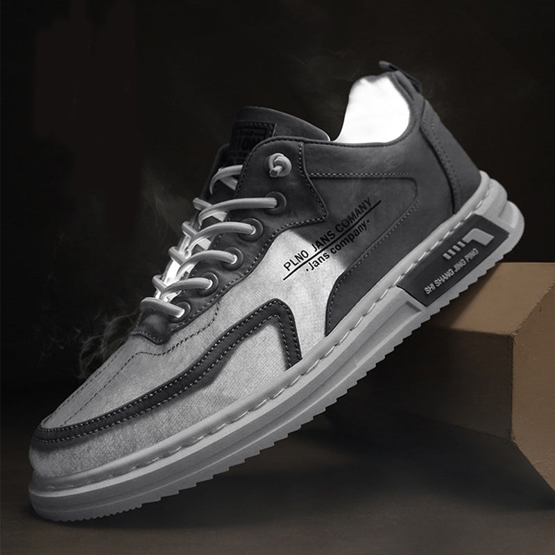 Herresommer sneakers med overdel i lærred og platformsål i gummi