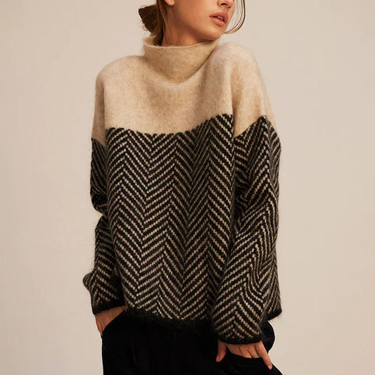Maglione a collo alto con motivo a spina di pesce