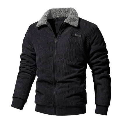 Giacca invernale uomo nera con colletto in pelliccia sintetica, chiusura zip, tessuto a coste, maniche lunghe. Elegante e calda per l'inverno.
