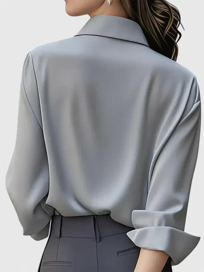 Maglia a Maniche Lunghe da Donna con Chiusura a Bottoni Nascosta e Orlo Curvo