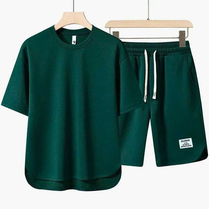 Set due pezzi con shorts e camicia ideale per l'estate