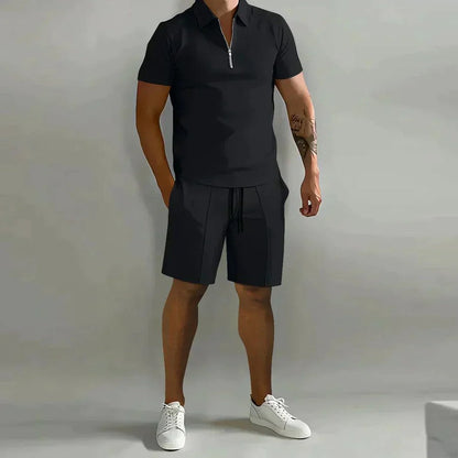 Set polo e pantaloncini coordinati ideale per l’estate