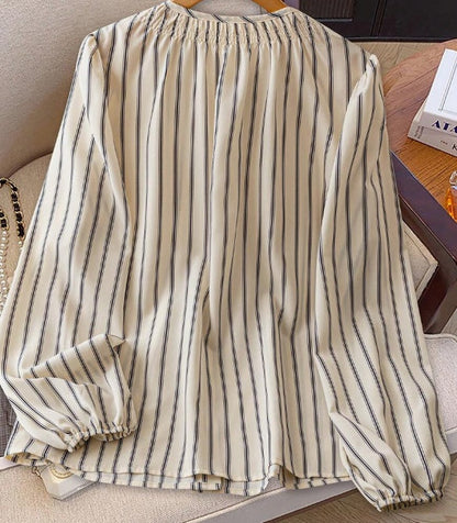 Women's Striped Top with Ruched Round Neckline and Puff Sleeves