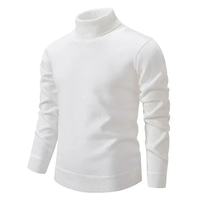 Maglione dolcevita bianco da uomo, maniche lunghe, tessuto morbido, ideale per look invernali eleganti e casual. Moda maschile, abbigliamento caldo.
